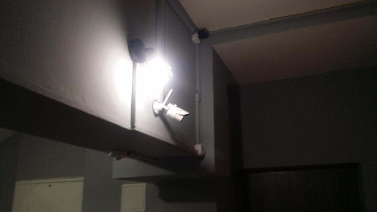 Apartament Venge -Cale Mieszkanie 46M2 Na Wylacznosc - Z Jedna Sypialnia I Jednym Sypialno-Salonem -3 Pietro Bez Windy- Rezerwacja Bez Karty Kredytowej-Klimatyzacja-Netflix-2 Lozeczka Dzieciece- Bezplatny Parking Publiczny Vratislav Exteriér fotografie