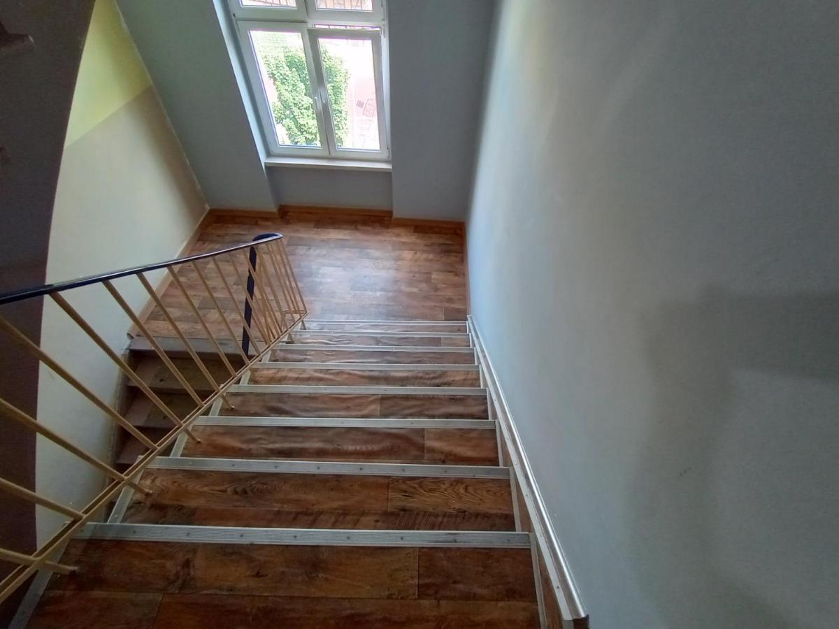 Apartament Venge -Cale Mieszkanie 46M2 Na Wylacznosc - Z Jedna Sypialnia I Jednym Sypialno-Salonem -3 Pietro Bez Windy- Rezerwacja Bez Karty Kredytowej-Klimatyzacja-Netflix-2 Lozeczka Dzieciece- Bezplatny Parking Publiczny Vratislav Exteriér fotografie