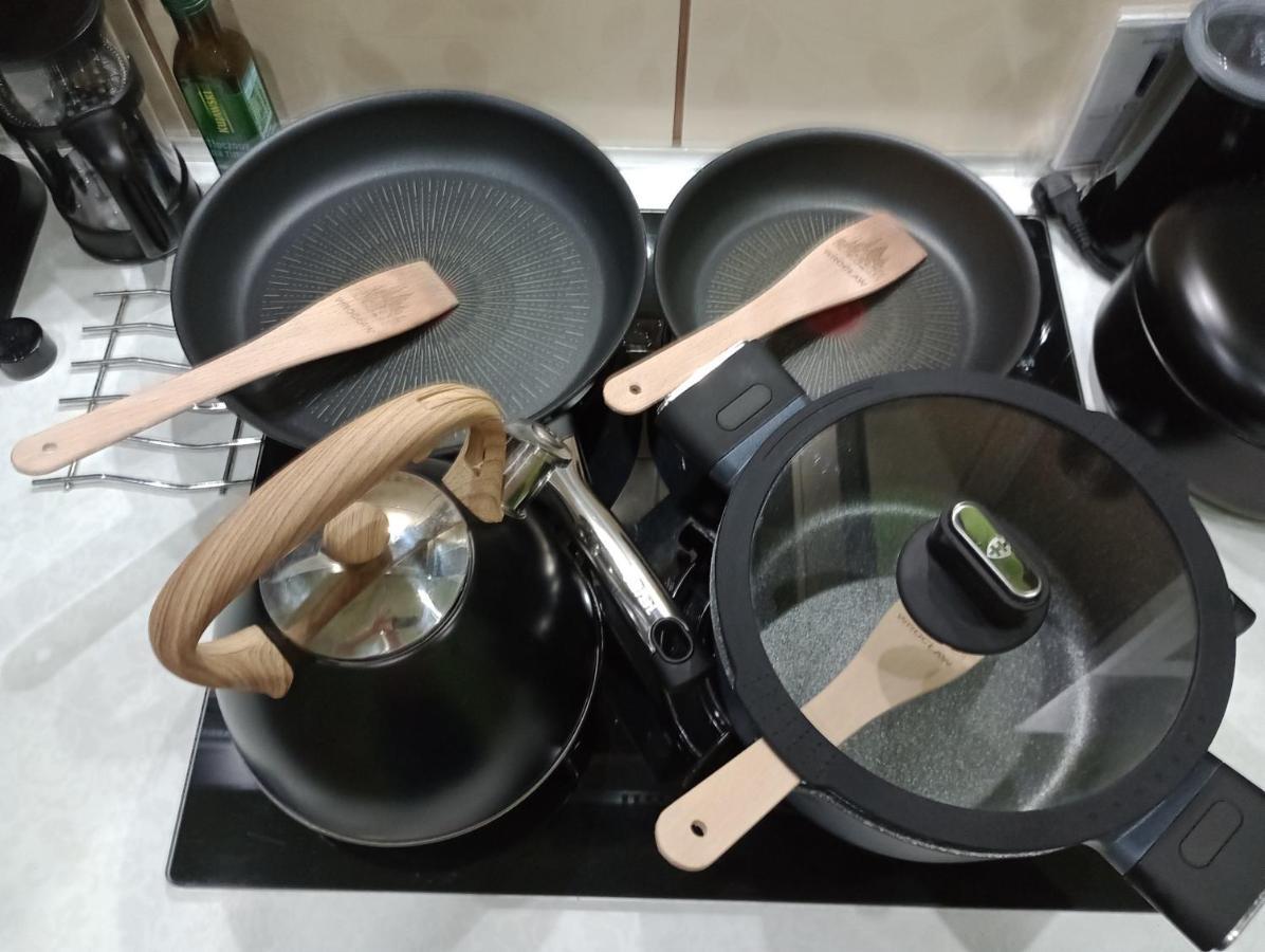 Apartament Venge -Cale Mieszkanie 46M2 Na Wylacznosc - Z Jedna Sypialnia I Jednym Sypialno-Salonem -3 Pietro Bez Windy- Rezerwacja Bez Karty Kredytowej-Klimatyzacja-Netflix-2 Lozeczka Dzieciece- Bezplatny Parking Publiczny Vratislav Exteriér fotografie