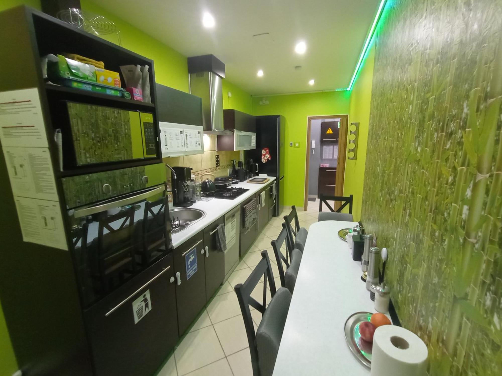 Apartament Venge -Cale Mieszkanie 46M2 Na Wylacznosc - Z Jedna Sypialnia I Jednym Sypialno-Salonem -3 Pietro Bez Windy- Rezerwacja Bez Karty Kredytowej-Klimatyzacja-Netflix-2 Lozeczka Dzieciece- Bezplatny Parking Publiczny Vratislav Exteriér fotografie