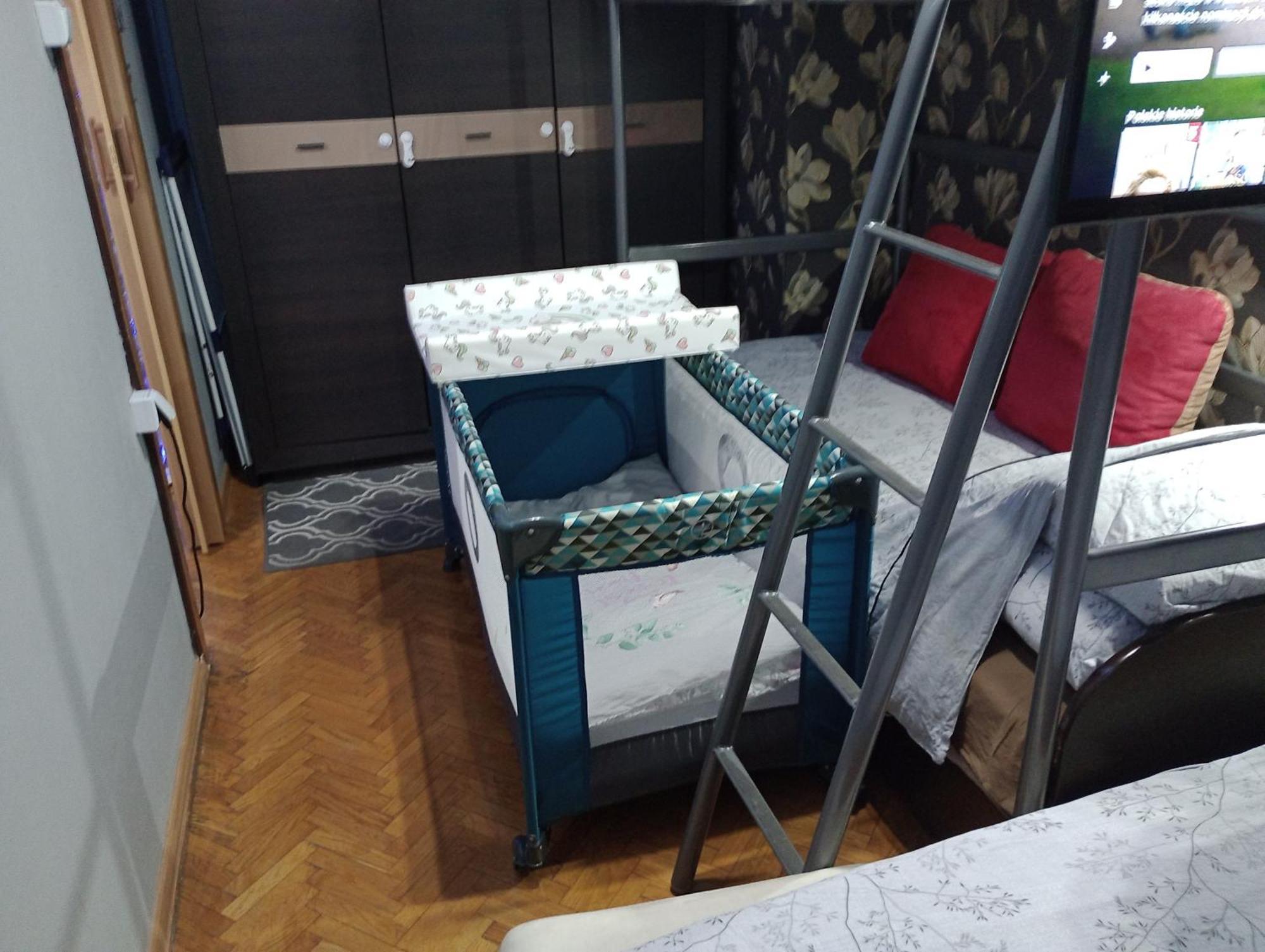 Apartament Venge -Cale Mieszkanie 46M2 Na Wylacznosc - Z Jedna Sypialnia I Jednym Sypialno-Salonem -3 Pietro Bez Windy- Rezerwacja Bez Karty Kredytowej-Klimatyzacja-Netflix-2 Lozeczka Dzieciece- Bezplatny Parking Publiczny Vratislav Exteriér fotografie