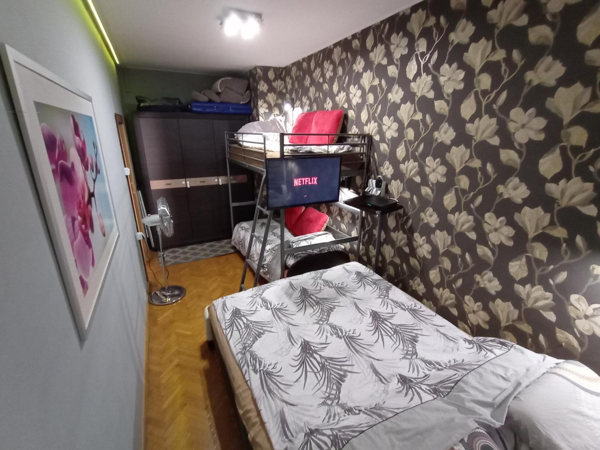 Apartament Venge -Cale Mieszkanie 46M2 Na Wylacznosc - Z Jedna Sypialnia I Jednym Sypialno-Salonem -3 Pietro Bez Windy- Rezerwacja Bez Karty Kredytowej-Klimatyzacja-Netflix-2 Lozeczka Dzieciece- Bezplatny Parking Publiczny Vratislav Exteriér fotografie