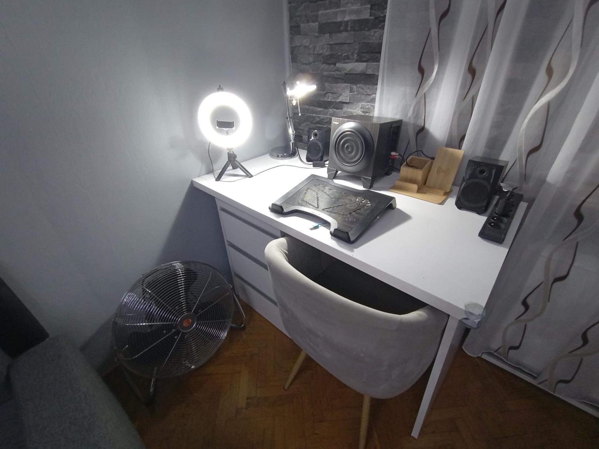Apartament Venge -Cale Mieszkanie 46M2 Na Wylacznosc - Z Jedna Sypialnia I Jednym Sypialno-Salonem -3 Pietro Bez Windy- Rezerwacja Bez Karty Kredytowej-Klimatyzacja-Netflix-2 Lozeczka Dzieciece- Bezplatny Parking Publiczny Vratislav Exteriér fotografie