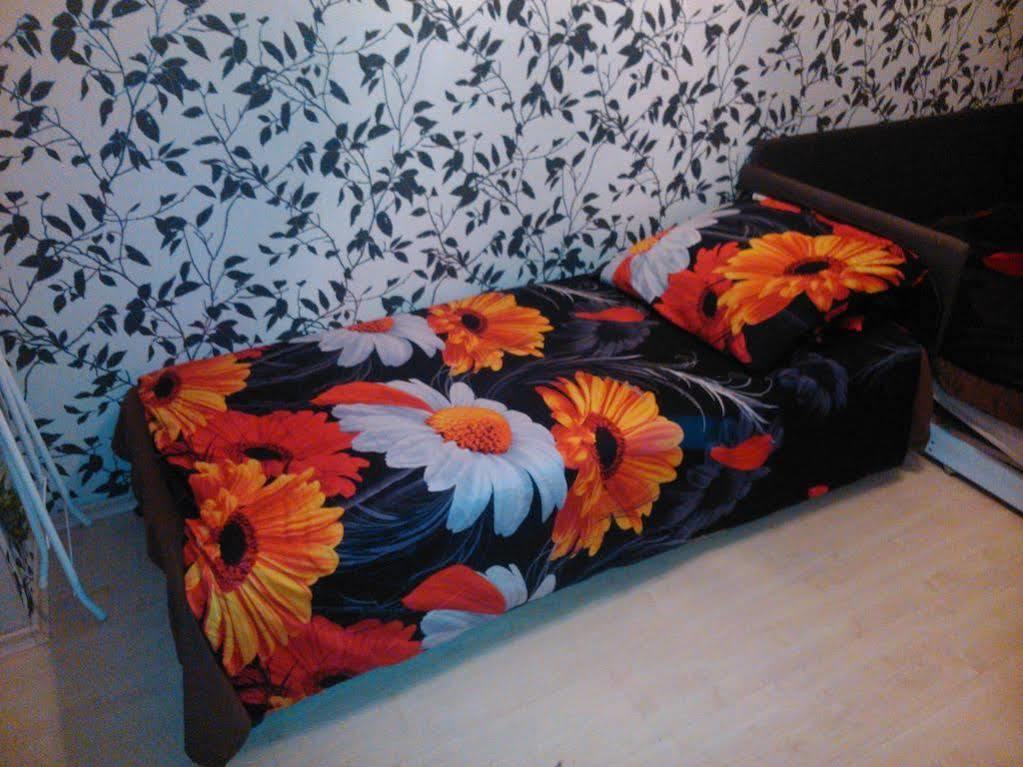 Apartament Venge -Cale Mieszkanie 46M2 Na Wylacznosc - Z Jedna Sypialnia I Jednym Sypialno-Salonem -3 Pietro Bez Windy- Rezerwacja Bez Karty Kredytowej-Klimatyzacja-Netflix-2 Lozeczka Dzieciece- Bezplatny Parking Publiczny Vratislav Exteriér fotografie